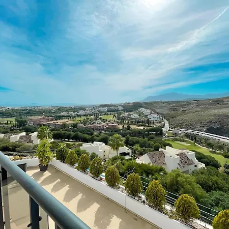 With Panoramic Views Golf Pools In Benahavis Apartment
