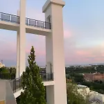 With Panoramic Views Golf Pools In Benahavis Apartment *