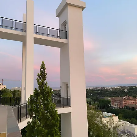 With Panoramic Views Golf Pools In Benahavis Appartement *