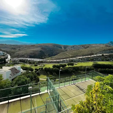 Appartement With Panoramic Views Golf Pools In Benahavis