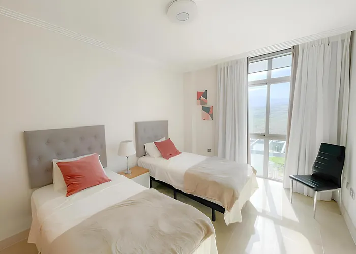 Apartman With Panoramic Views Golf Pools In Benahavis